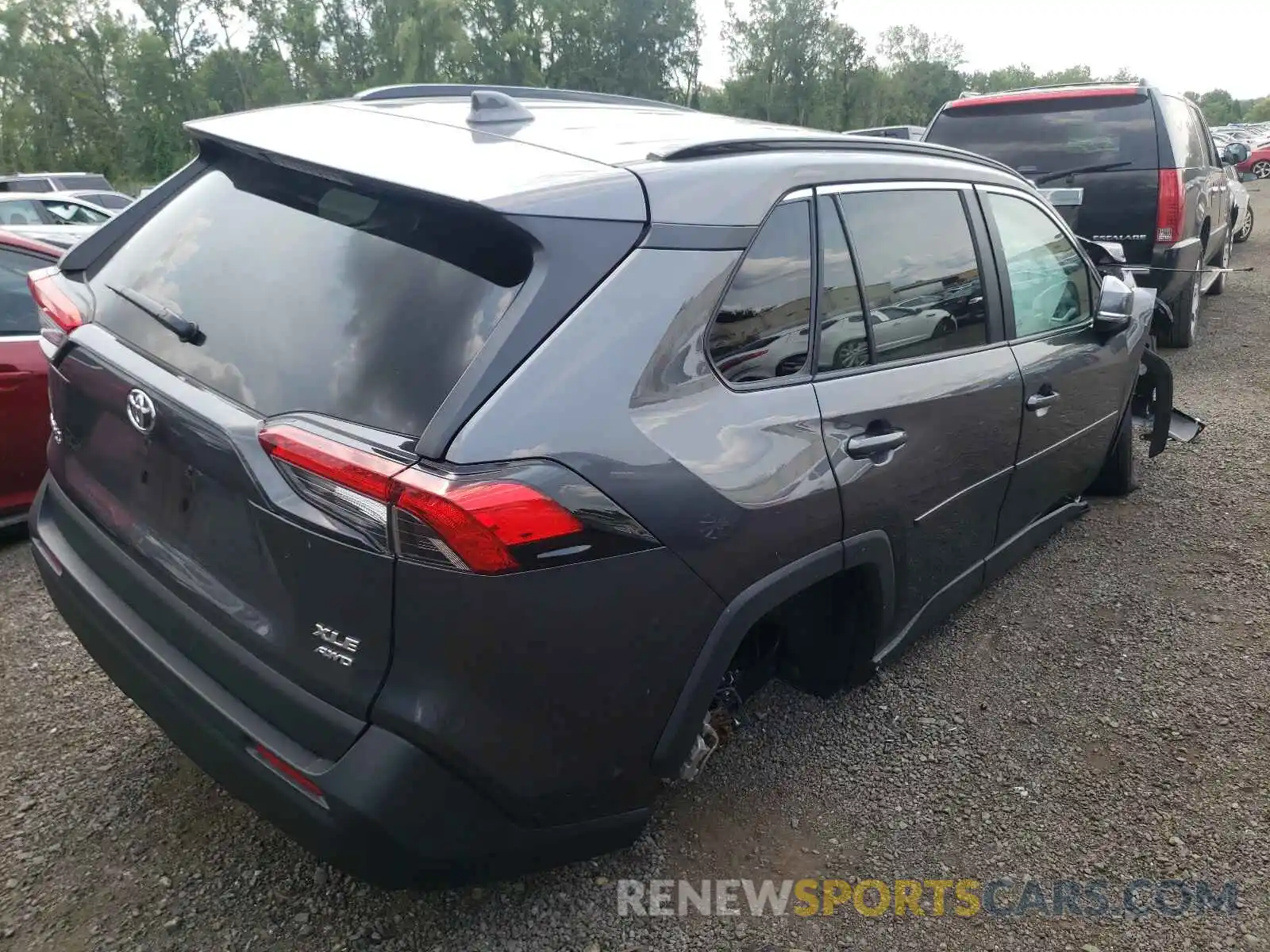 4 Photograph of a damaged car 2T3P1RFV9MC158455 TOYOTA RAV4 2021