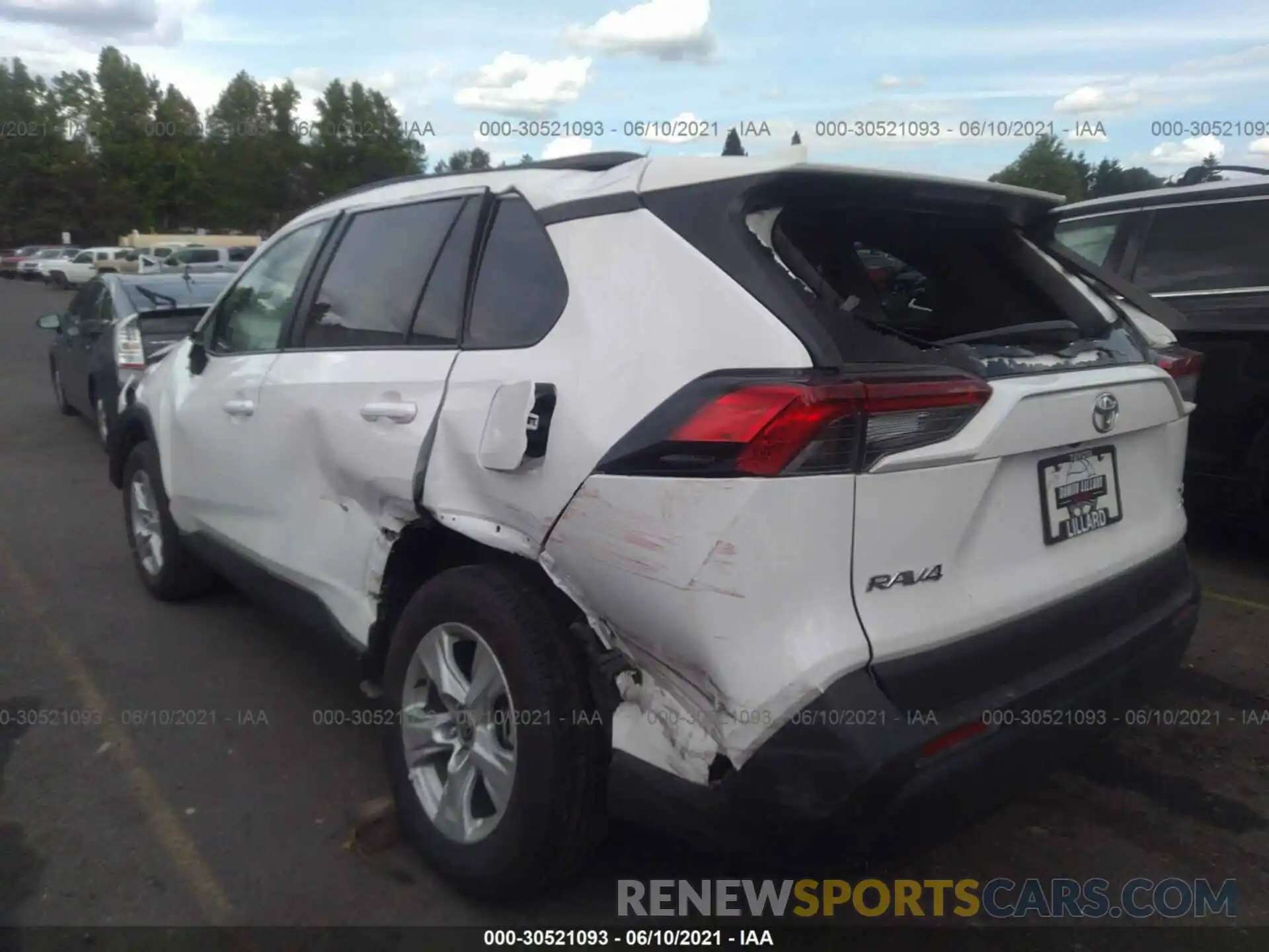 3 Photograph of a damaged car 2T3P1RFV9MC172629 TOYOTA RAV4 2021