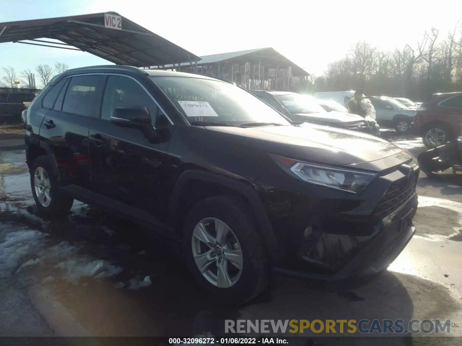 1 Photograph of a damaged car 2T3P1RFV9MC173148 TOYOTA RAV4 2021