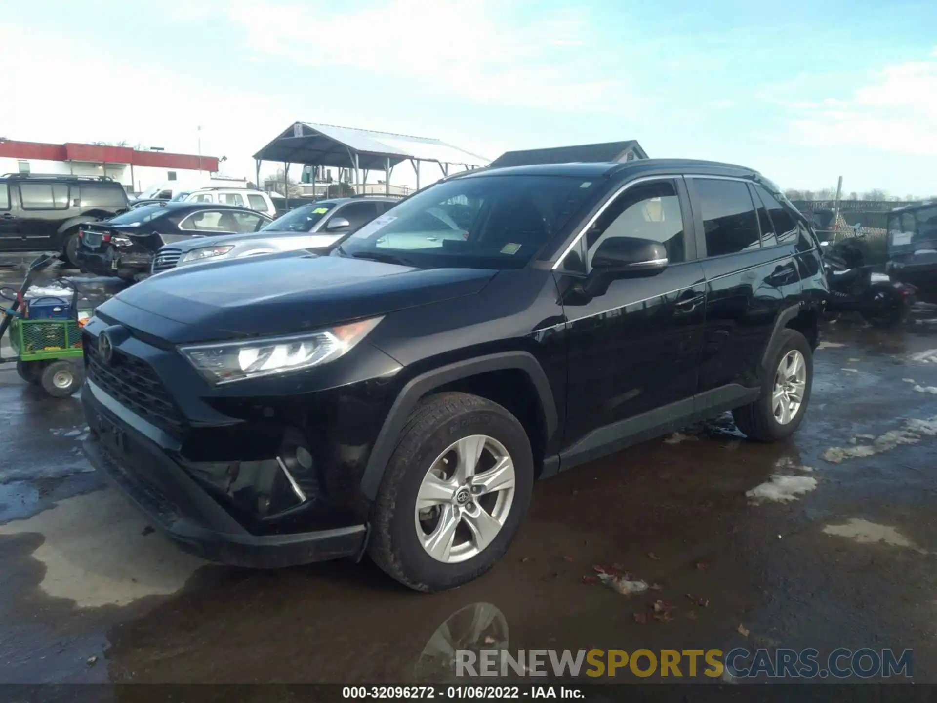 2 Photograph of a damaged car 2T3P1RFV9MC173148 TOYOTA RAV4 2021