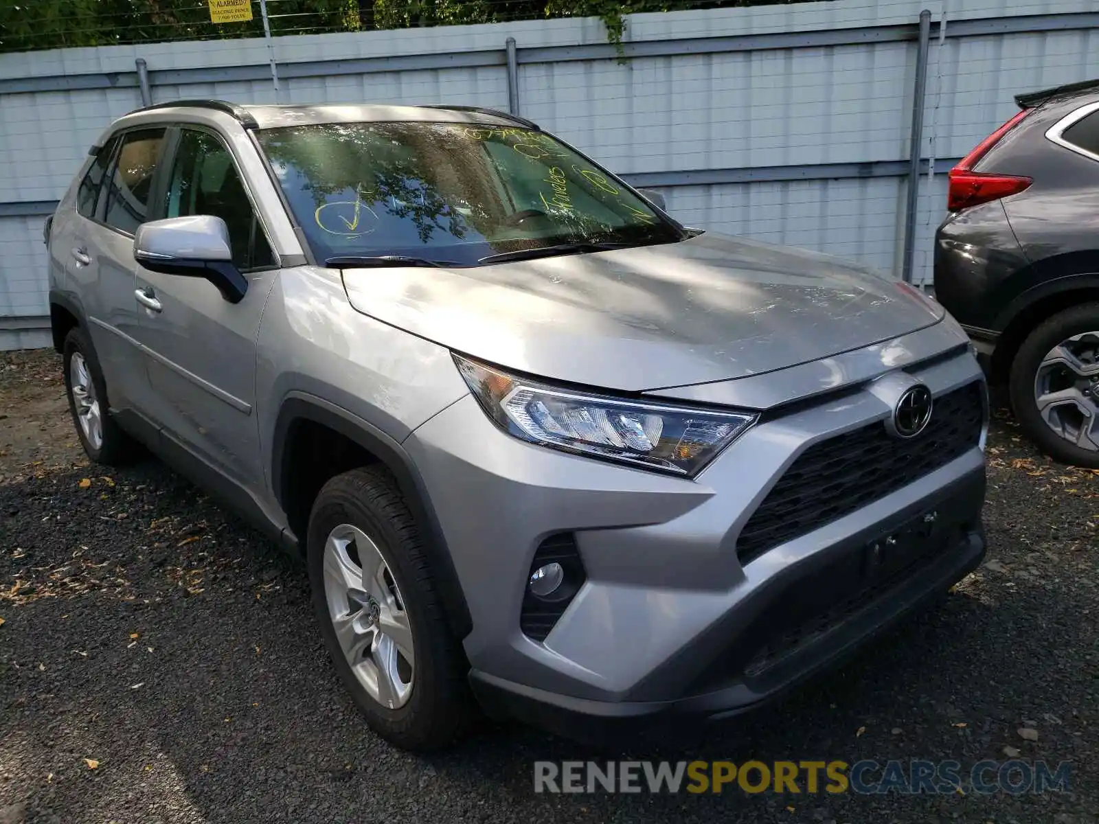 1 Фотография поврежденного автомобиля 2T3P1RFV9MC178222 TOYOTA RAV4 2021