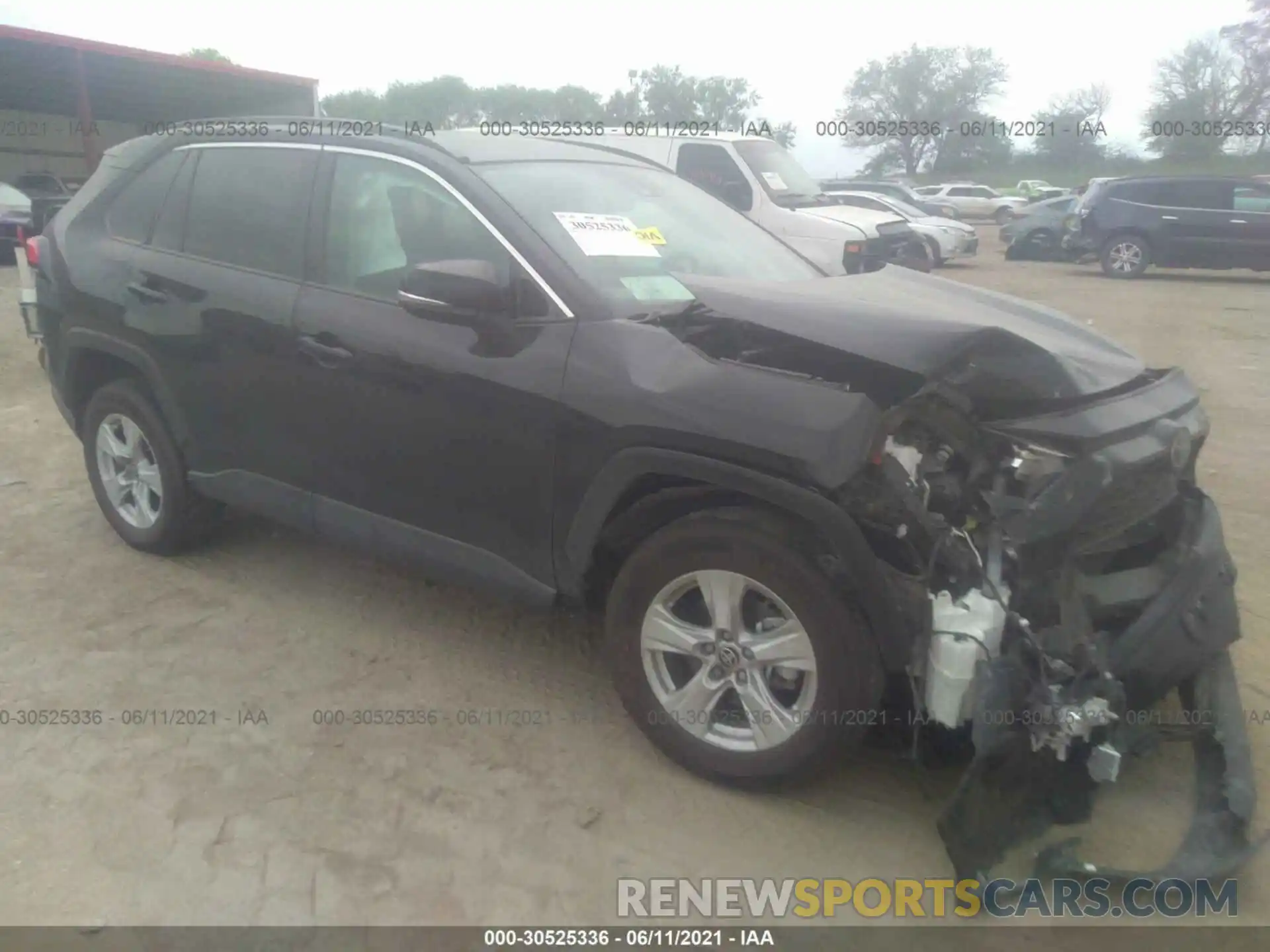 1 Photograph of a damaged car 2T3P1RFV9MC182299 TOYOTA RAV4 2021