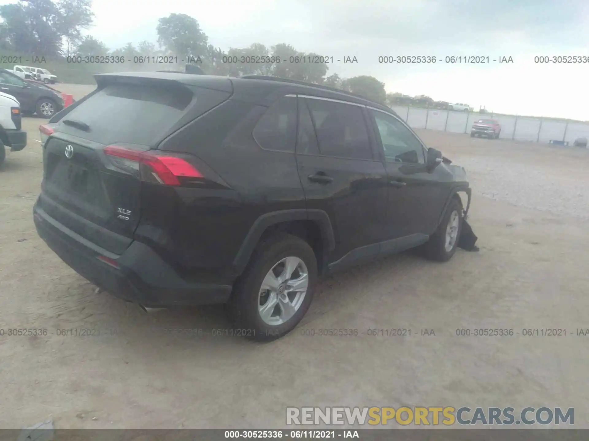 4 Photograph of a damaged car 2T3P1RFV9MC182299 TOYOTA RAV4 2021