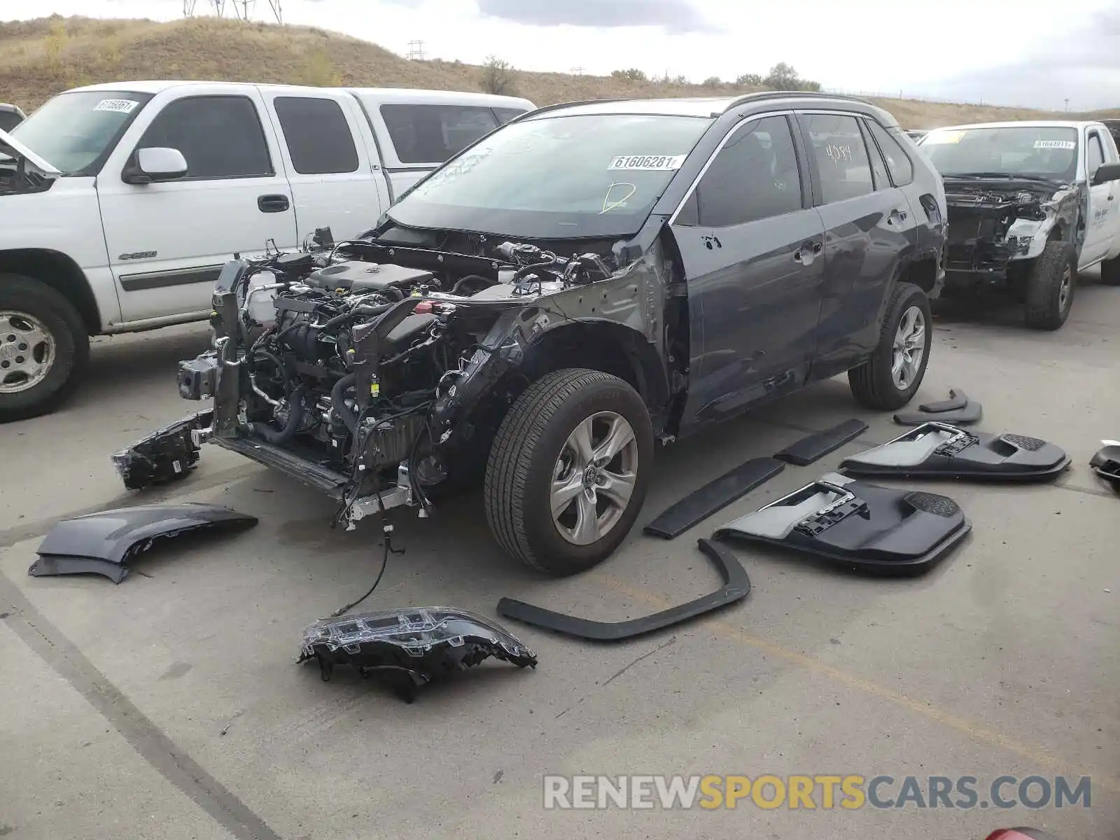 2 Photograph of a damaged car 2T3P1RFV9MC211154 TOYOTA RAV4 2021