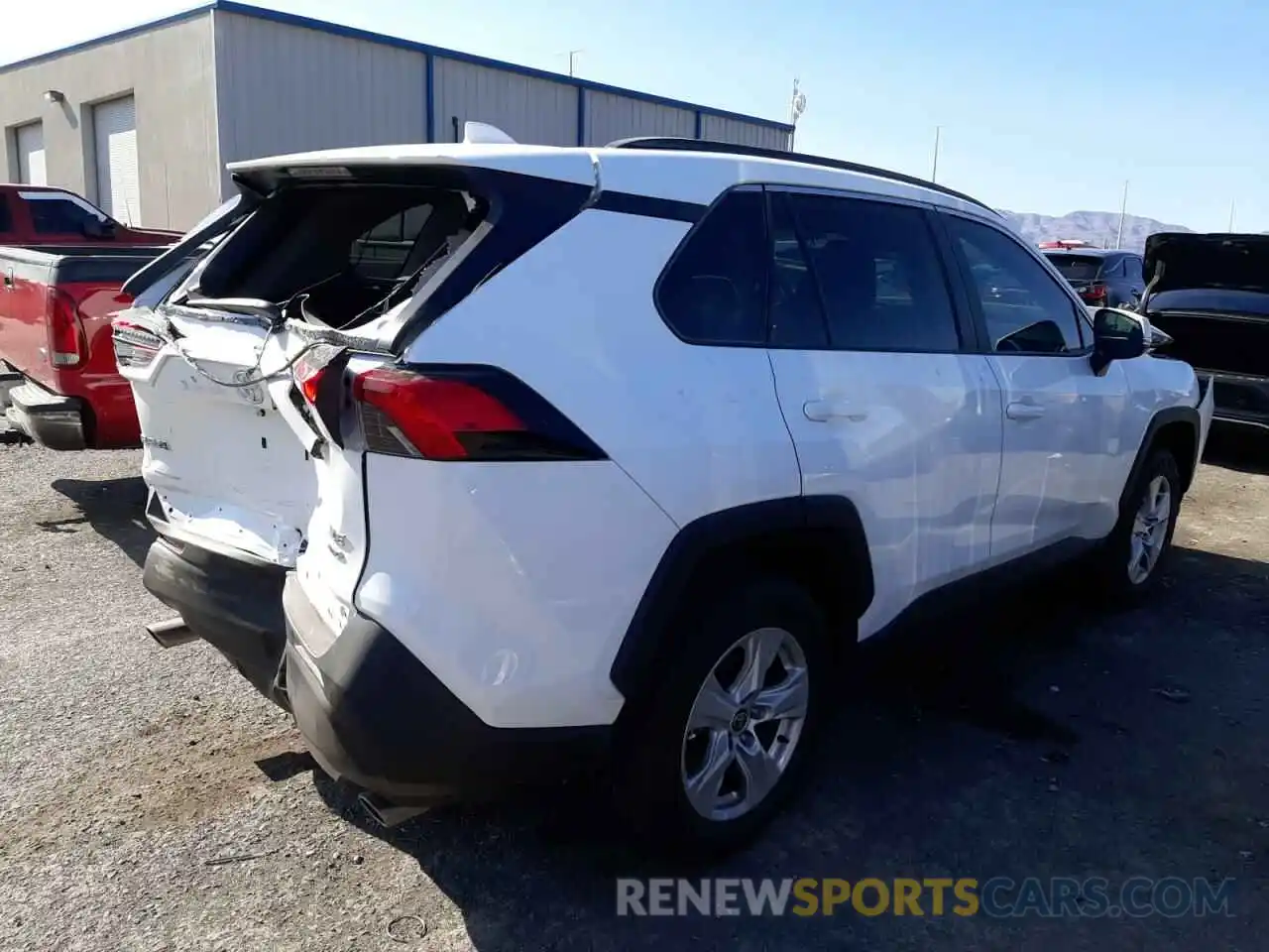 4 Photograph of a damaged car 2T3P1RFV9MC229296 TOYOTA RAV4 2021