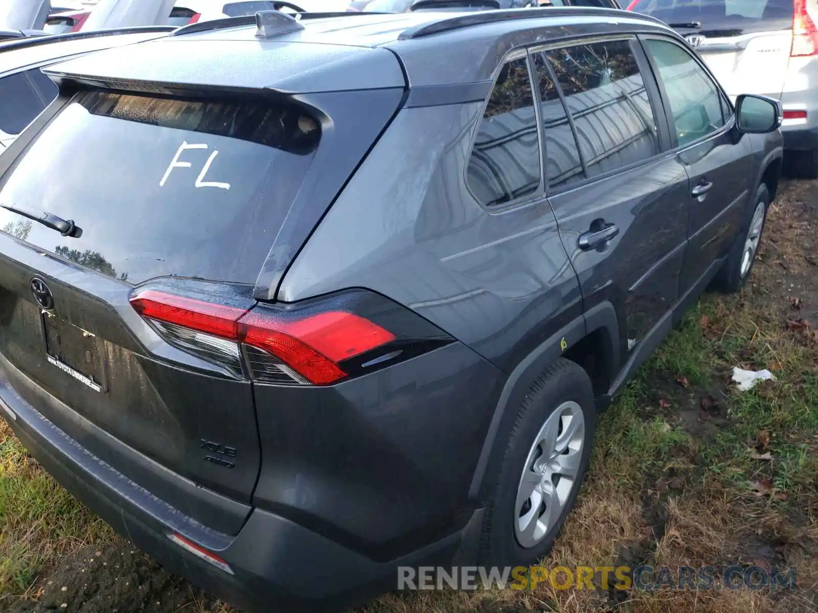 4 Photograph of a damaged car 2T3P1RFV9MC233817 TOYOTA RAV4 2021