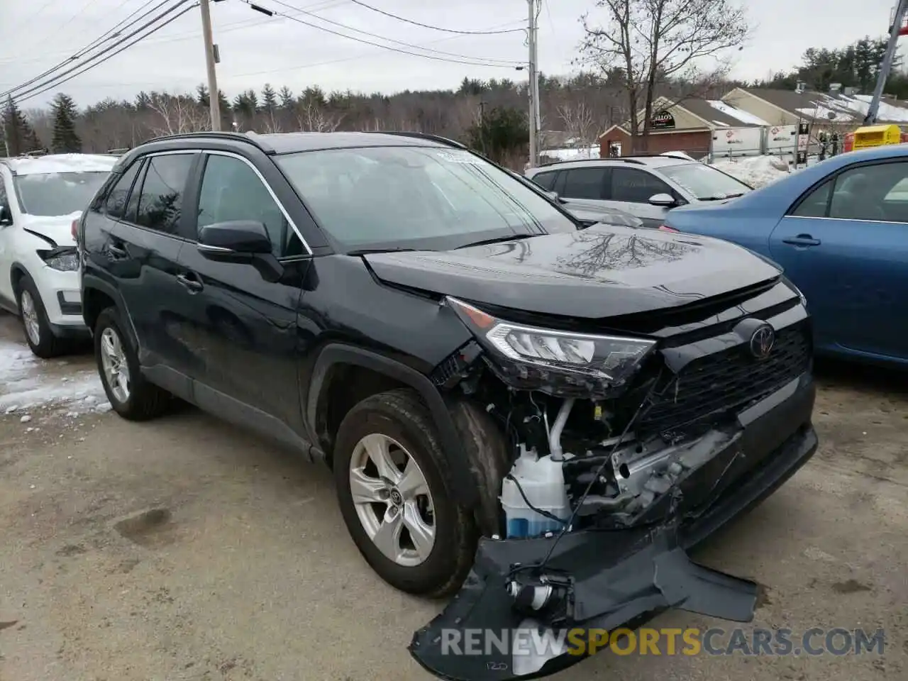 1 Photograph of a damaged car 2T3P1RFV9MW142576 TOYOTA RAV4 2021