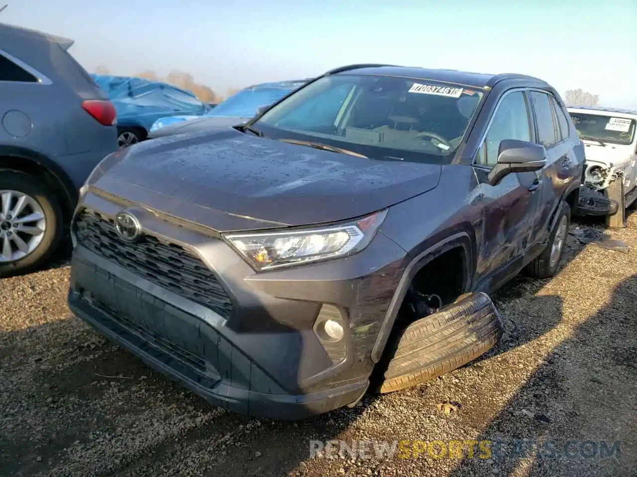 2 Photograph of a damaged car 2T3P1RFV9MW152136 TOYOTA RAV4 2021