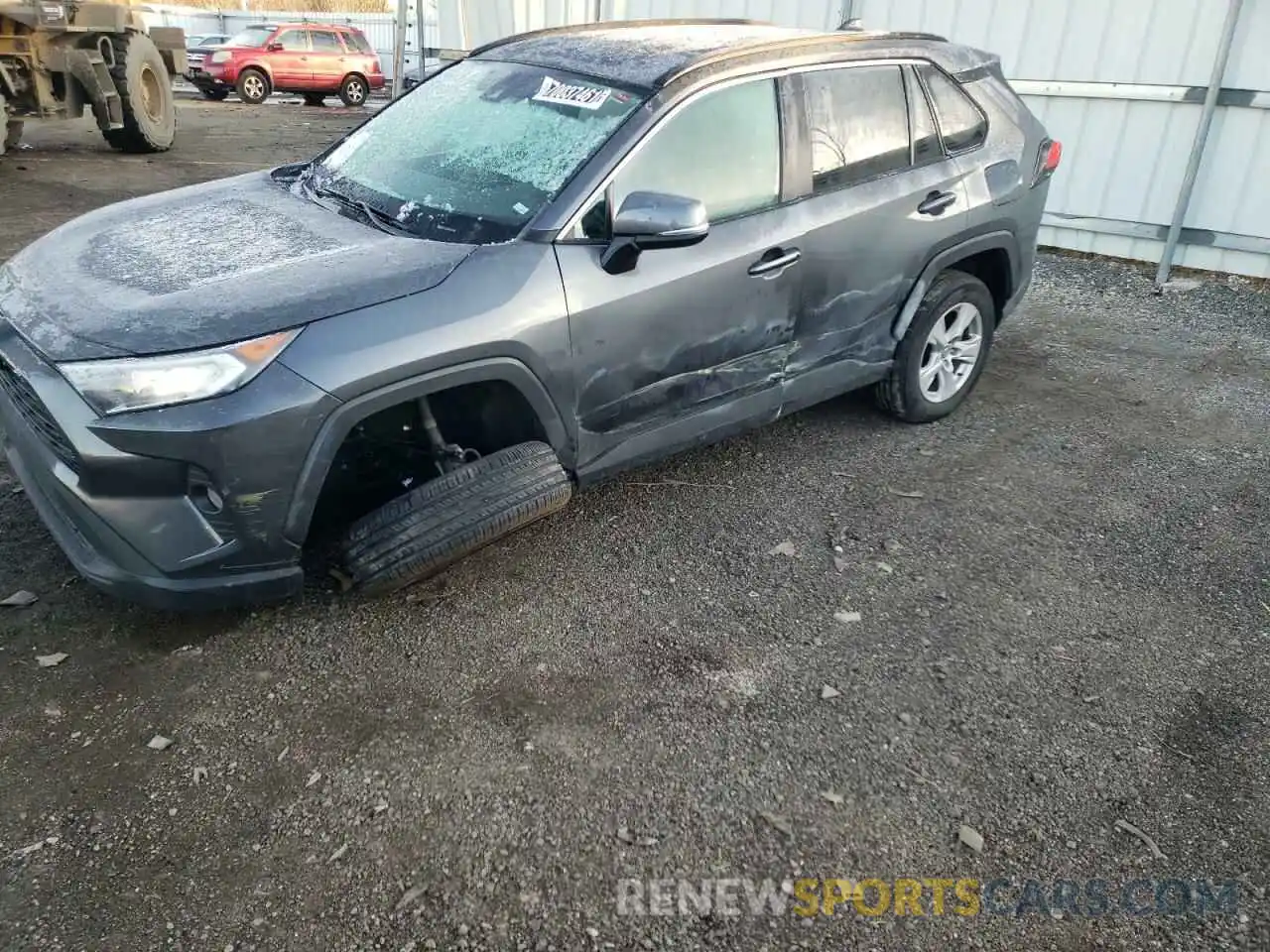 9 Photograph of a damaged car 2T3P1RFV9MW152136 TOYOTA RAV4 2021