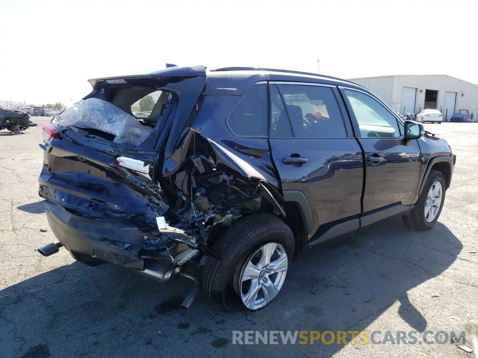 4 Photograph of a damaged car 2T3P1RFV9MW154761 TOYOTA RAV4 2021