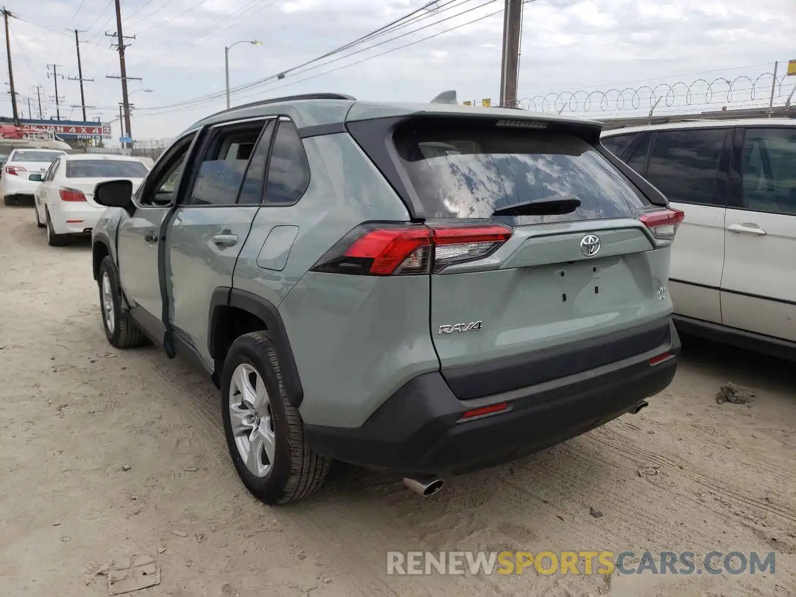 3 Photograph of a damaged car 2T3P1RFV9MW160236 TOYOTA RAV4 2021