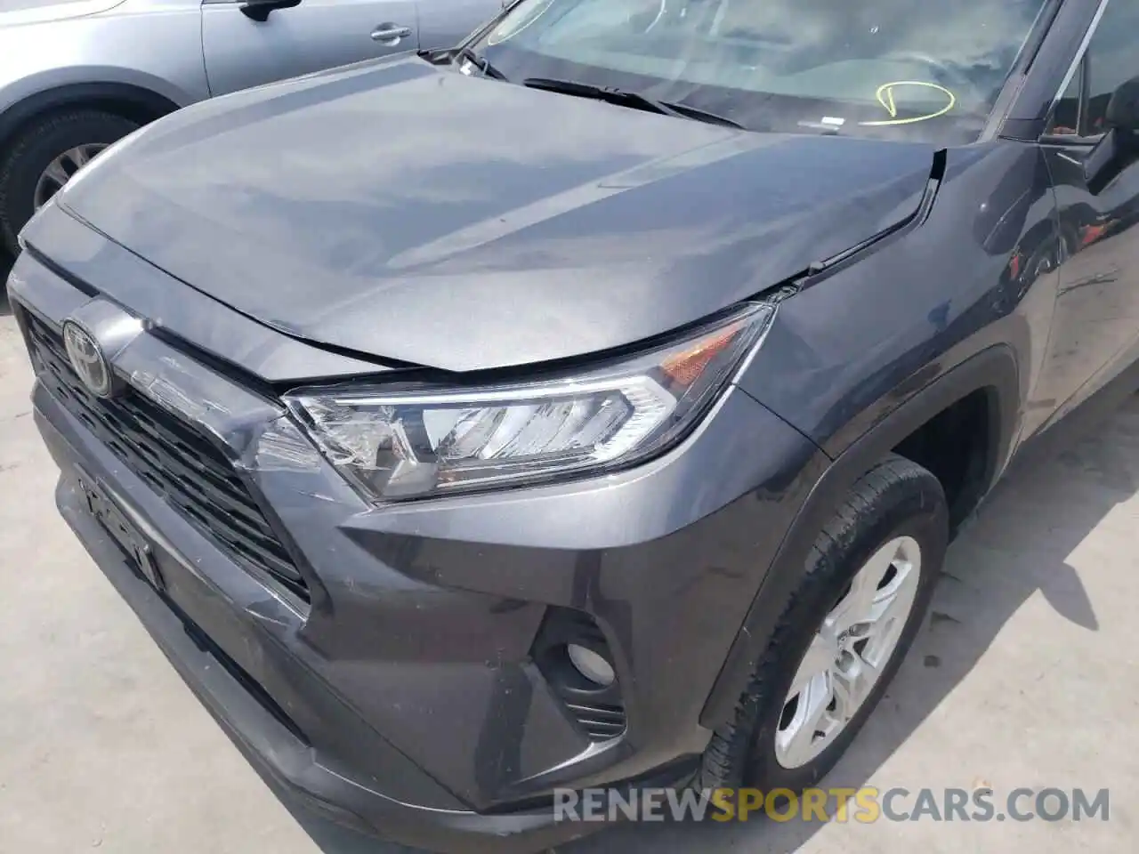 9 Photograph of a damaged car 2T3P1RFV9MW163086 TOYOTA RAV4 2021