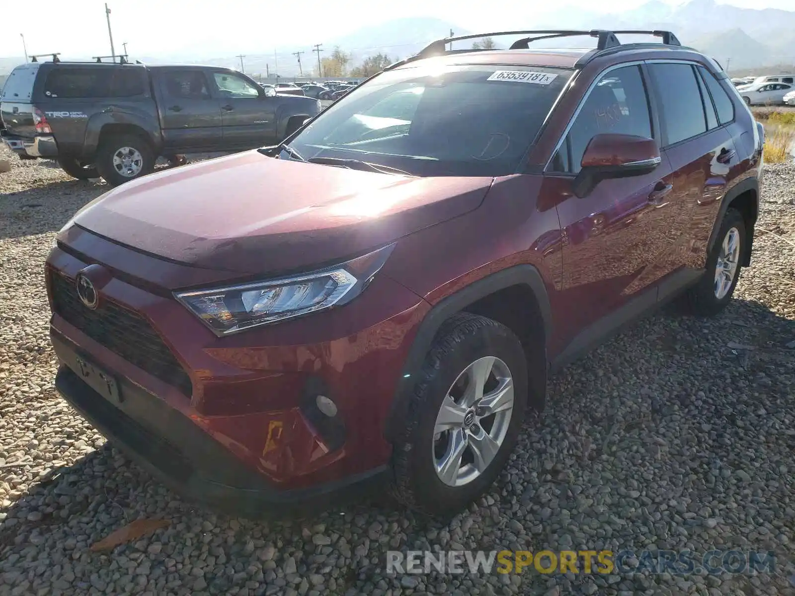 2 Photograph of a damaged car 2T3P1RFV9MW168207 TOYOTA RAV4 2021