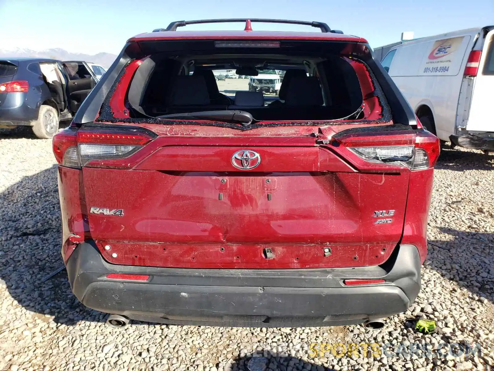 9 Photograph of a damaged car 2T3P1RFV9MW168207 TOYOTA RAV4 2021