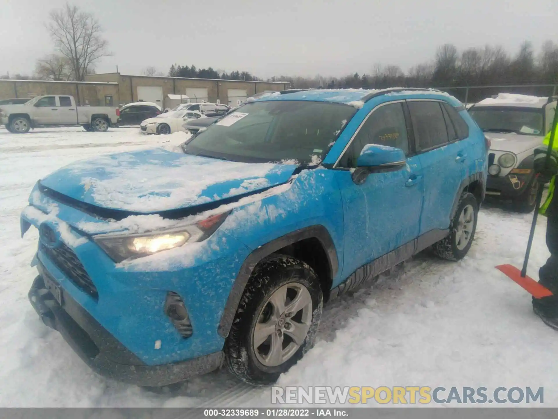 2 Photograph of a damaged car 2T3P1RFV9MW178879 TOYOTA RAV4 2021