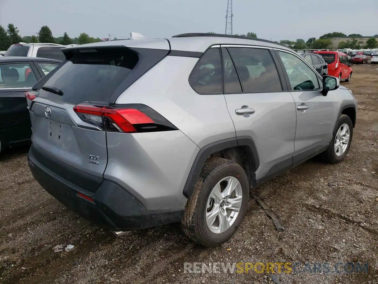 4 Photograph of a damaged car 2T3P1RFV9MW180051 TOYOTA RAV4 2021