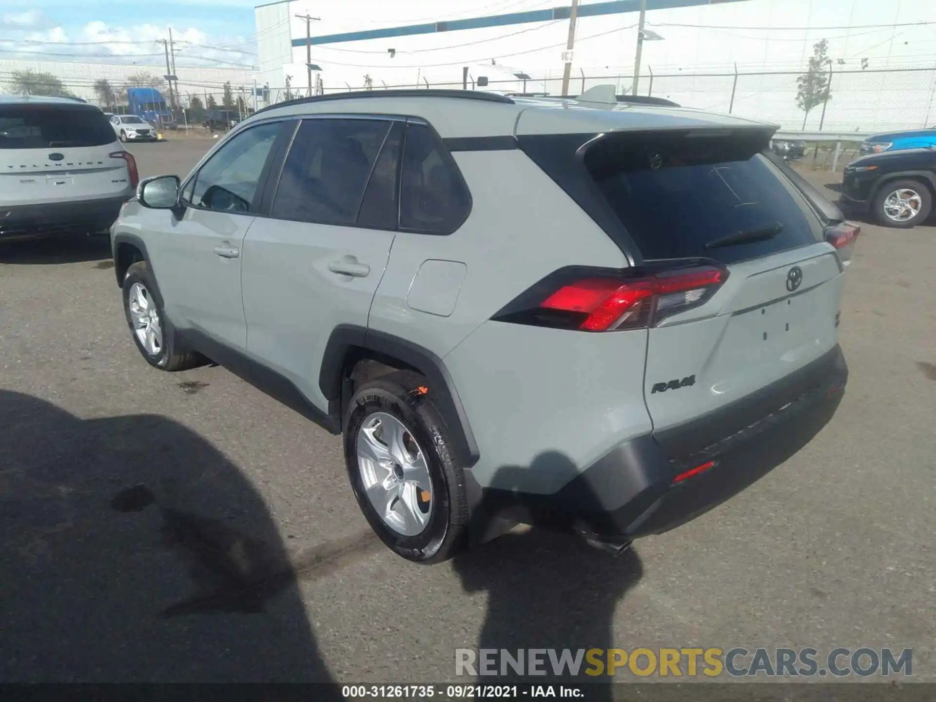 3 Photograph of a damaged car 2T3P1RFV9MW206874 TOYOTA RAV4 2021