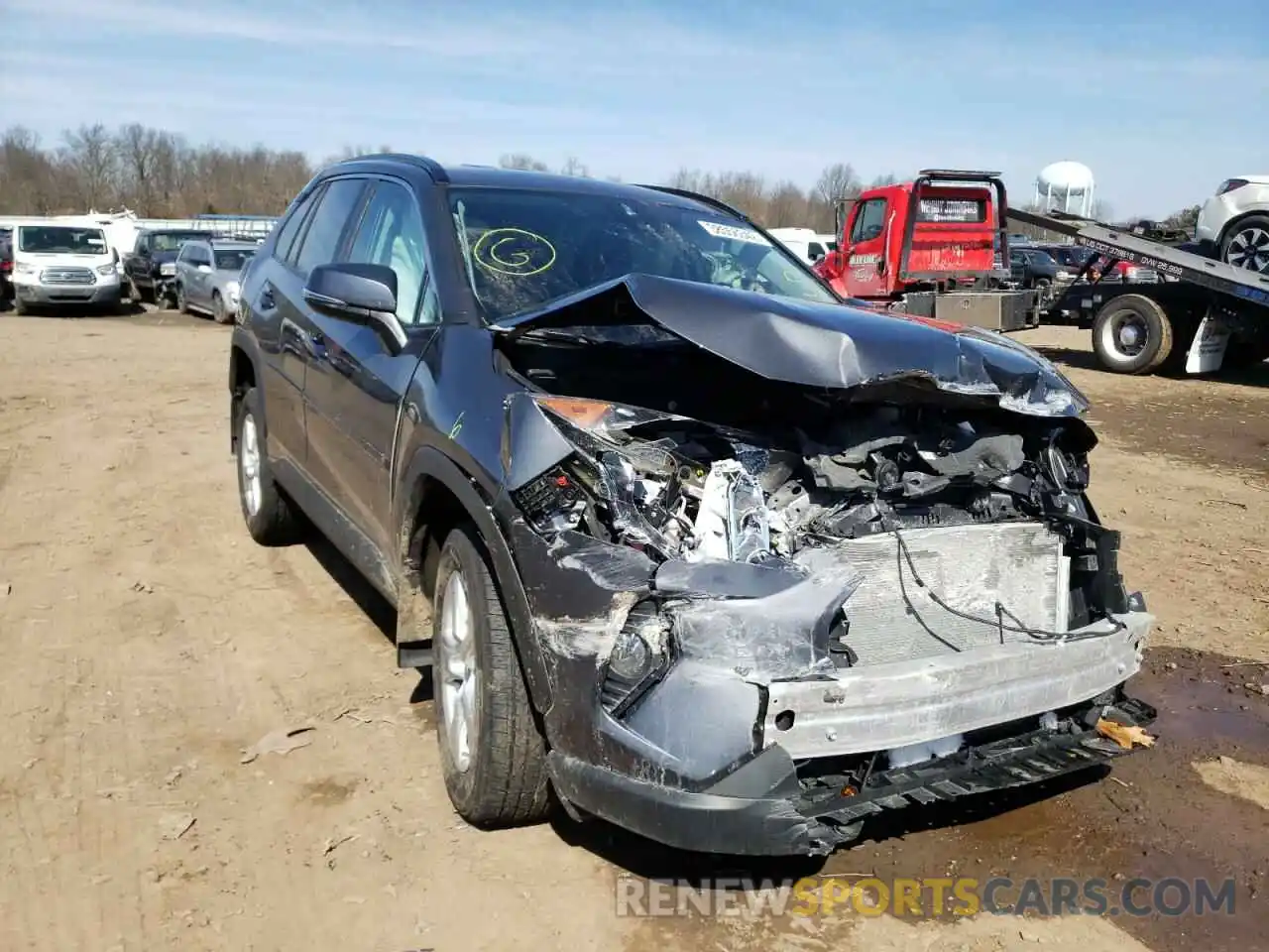 1 Photograph of a damaged car 2T3P1RFV9MW220886 TOYOTA RAV4 2021