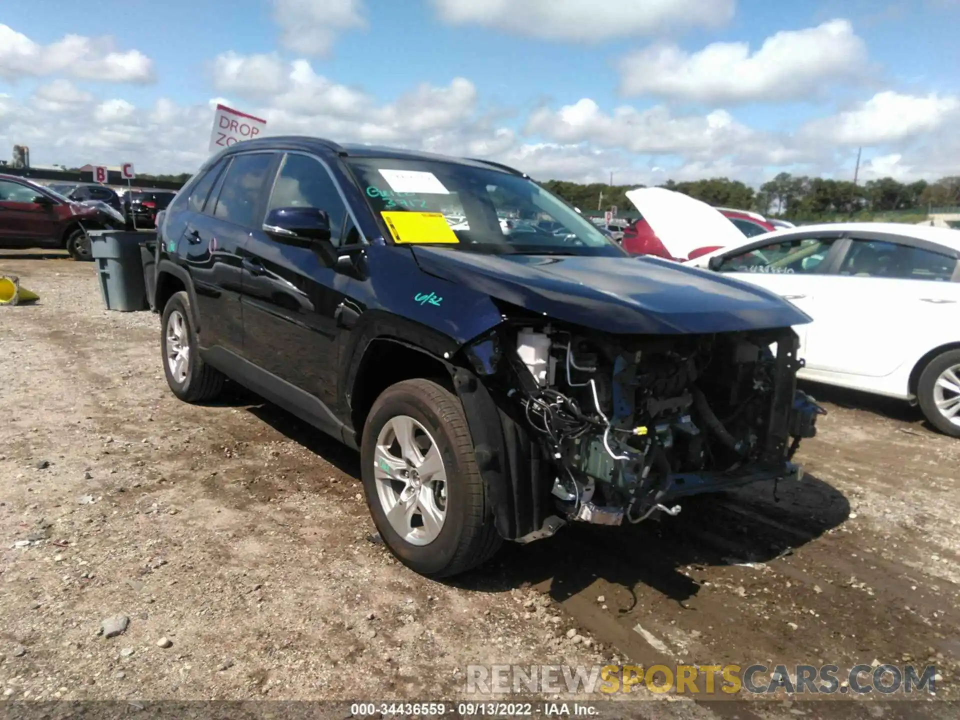 1 Photograph of a damaged car 2T3P1RFV9MW245321 TOYOTA RAV4 2021