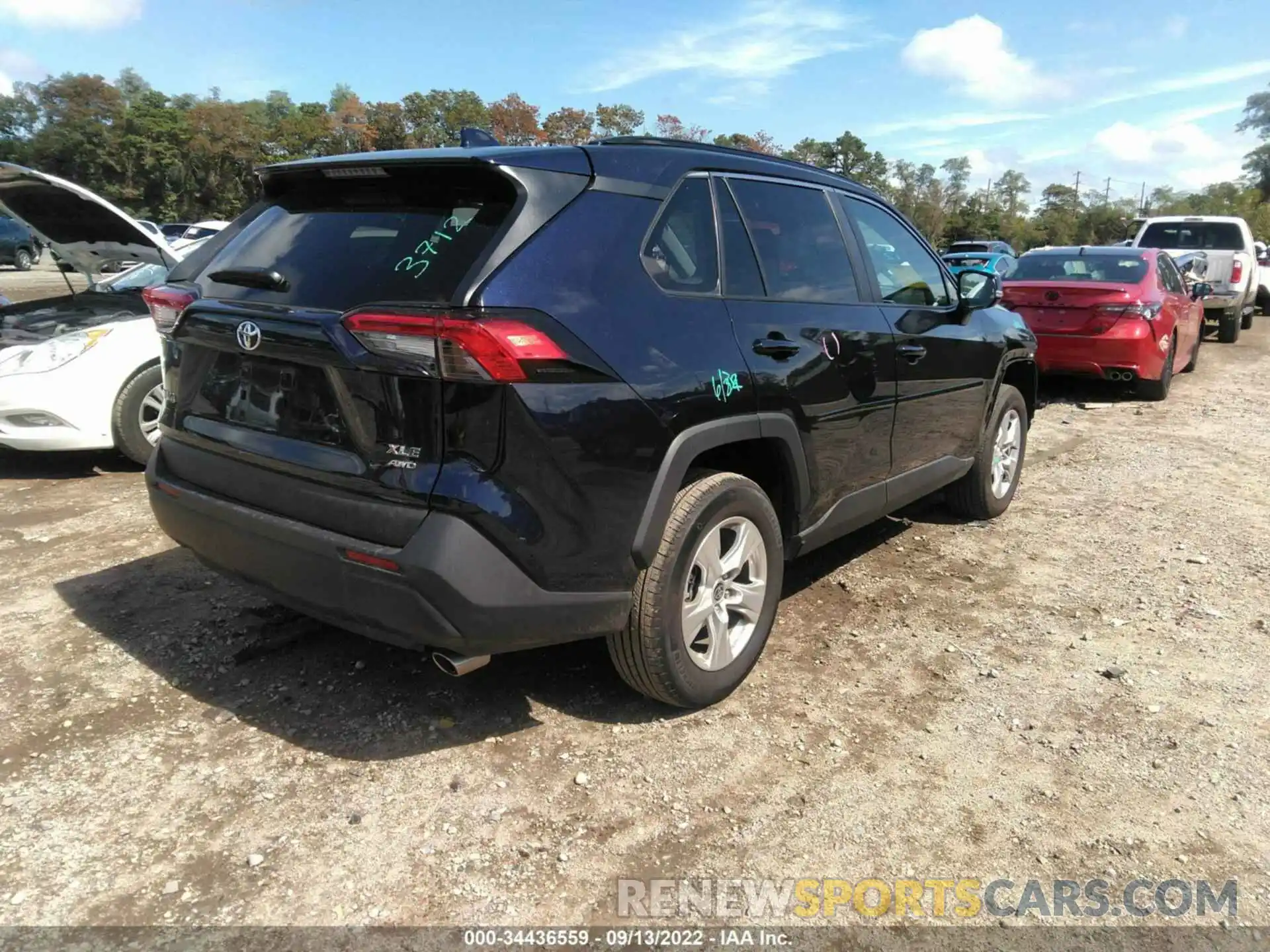 4 Photograph of a damaged car 2T3P1RFV9MW245321 TOYOTA RAV4 2021