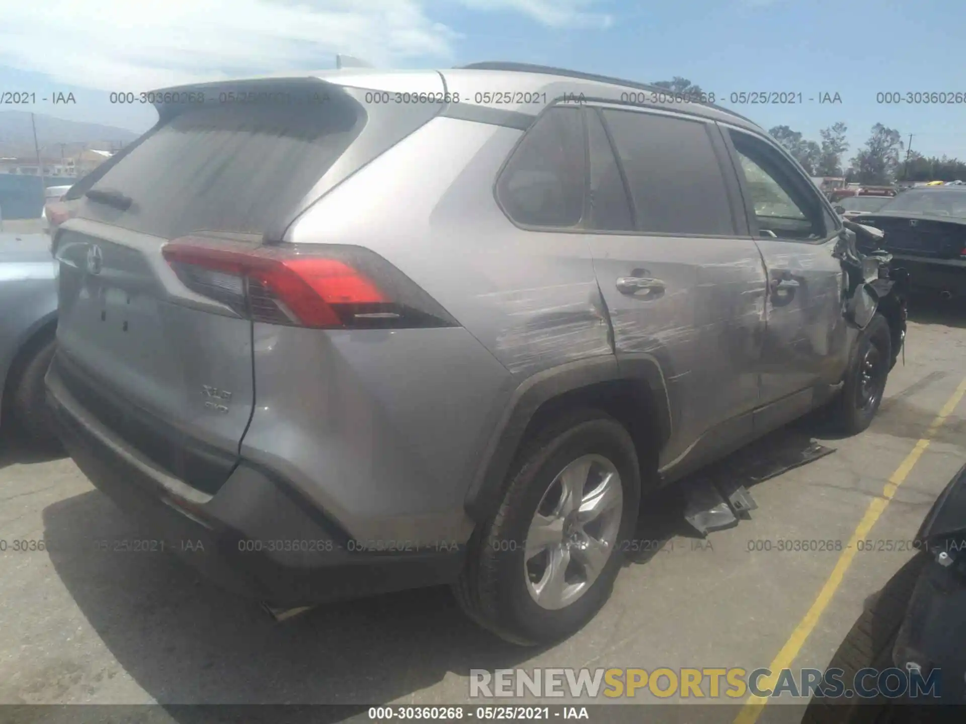 4 Photograph of a damaged car 2T3P1RFVXMC151840 TOYOTA RAV4 2021