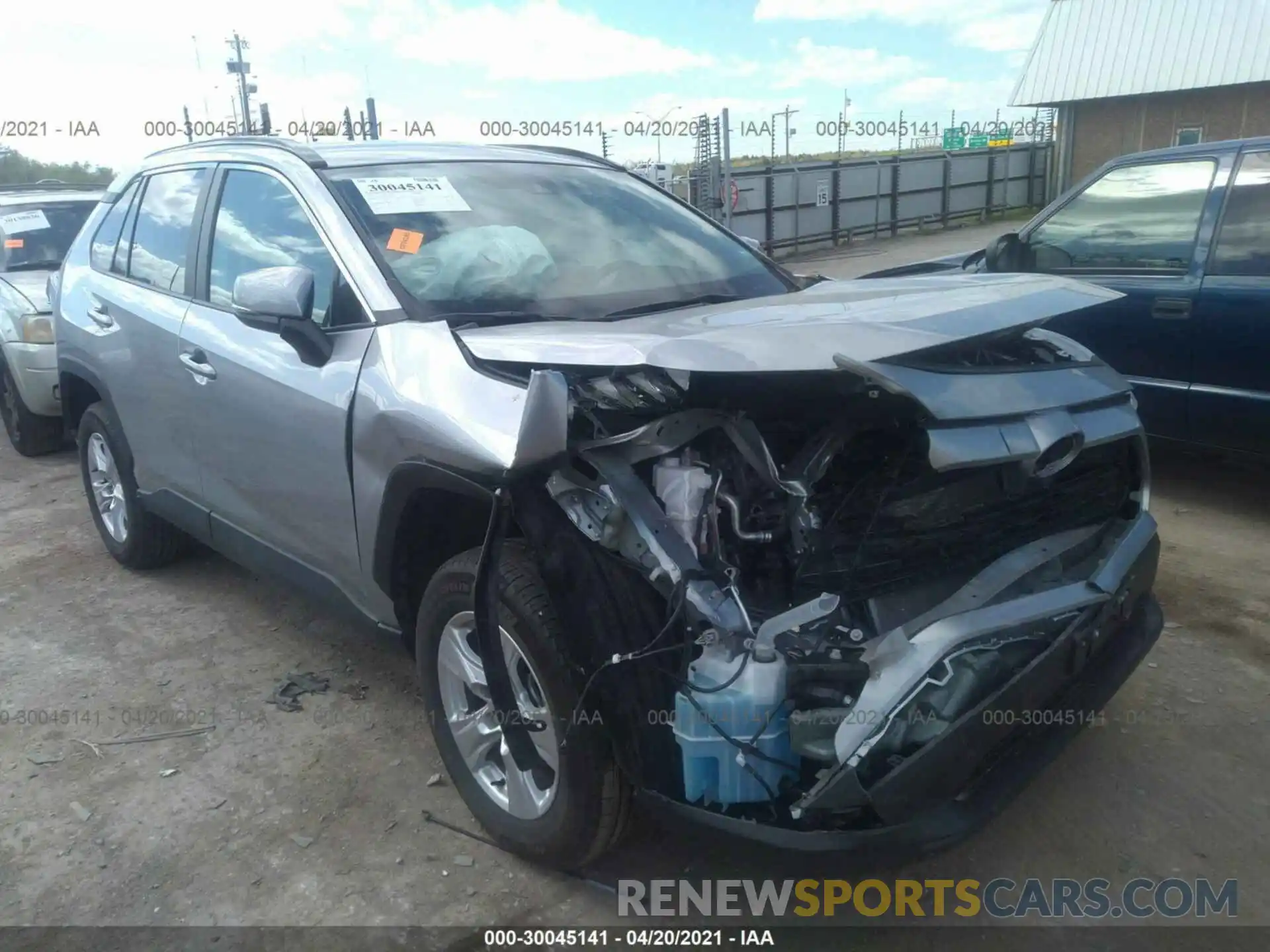 1 Photograph of a damaged car 2T3P1RFVXMC152373 TOYOTA RAV4 2021