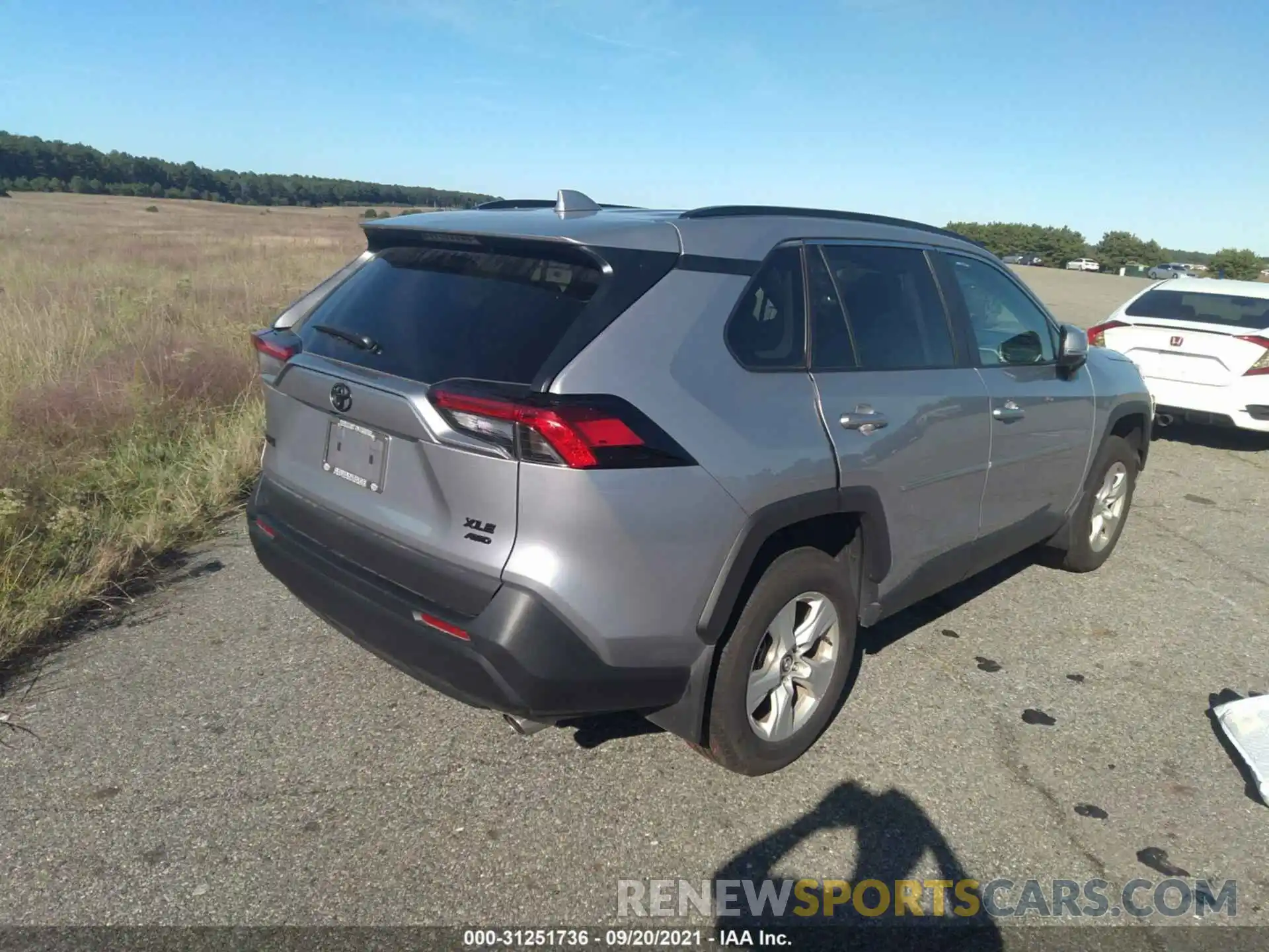 4 Photograph of a damaged car 2T3P1RFVXMC159033 TOYOTA RAV4 2021