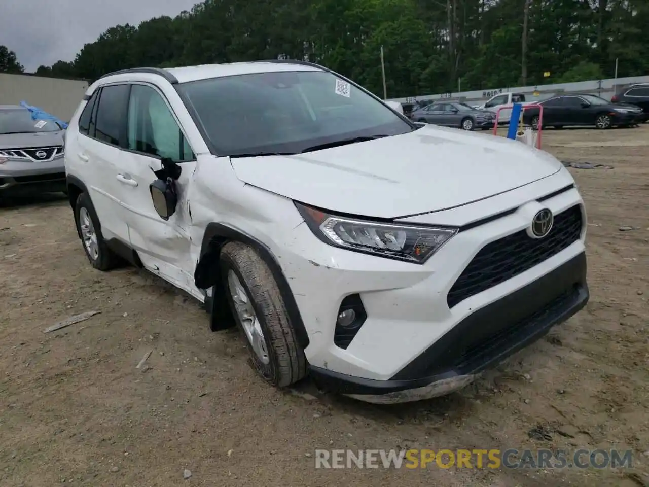 1 Photograph of a damaged car 2T3P1RFVXMC176348 TOYOTA RAV4 2021