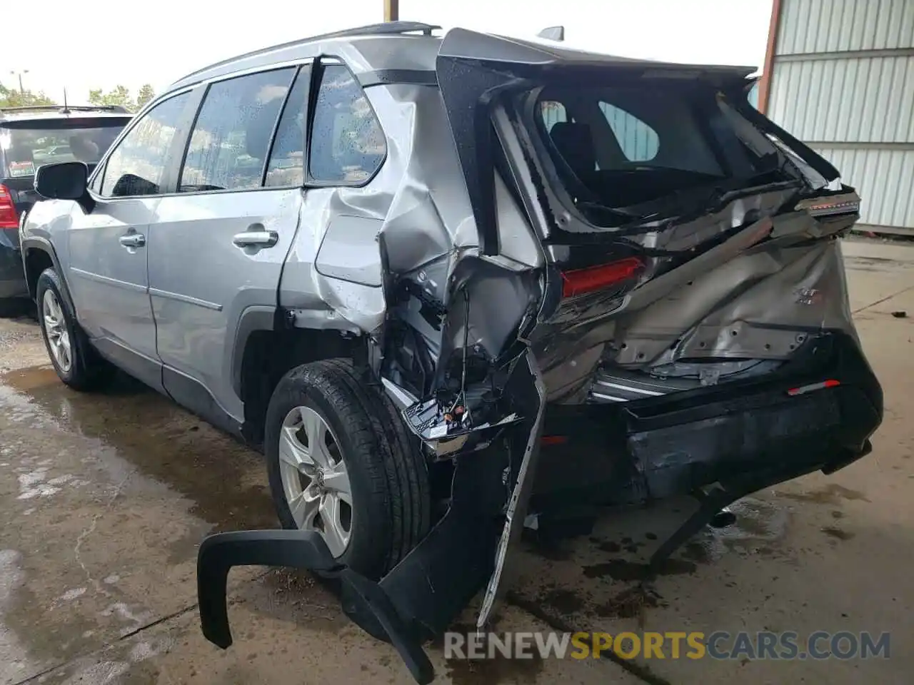 3 Photograph of a damaged car 2T3P1RFVXMC177175 TOYOTA RAV4 2021