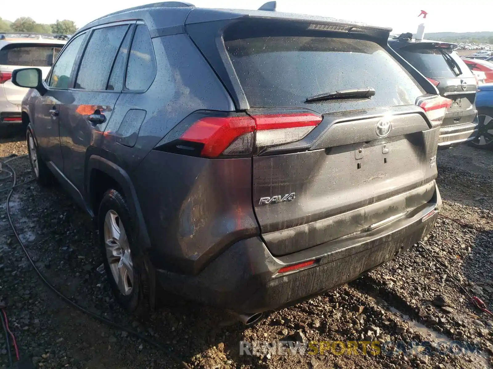 3 Фотография поврежденного автомобиля 2T3P1RFVXMC182540 TOYOTA RAV4 2021