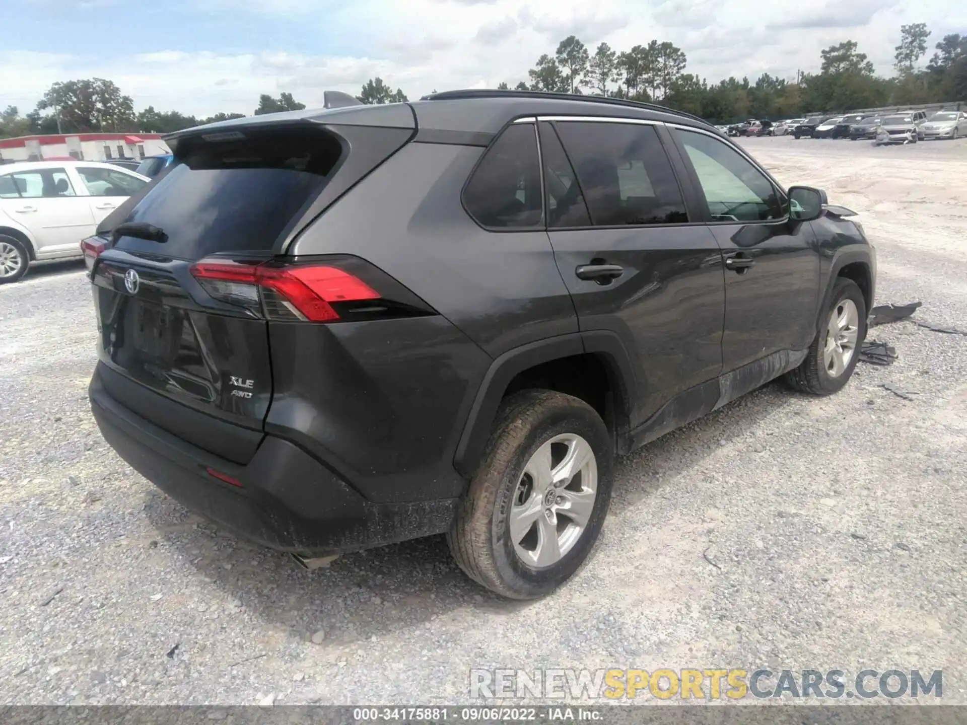 4 Photograph of a damaged car 2T3P1RFVXMC190394 TOYOTA RAV4 2021