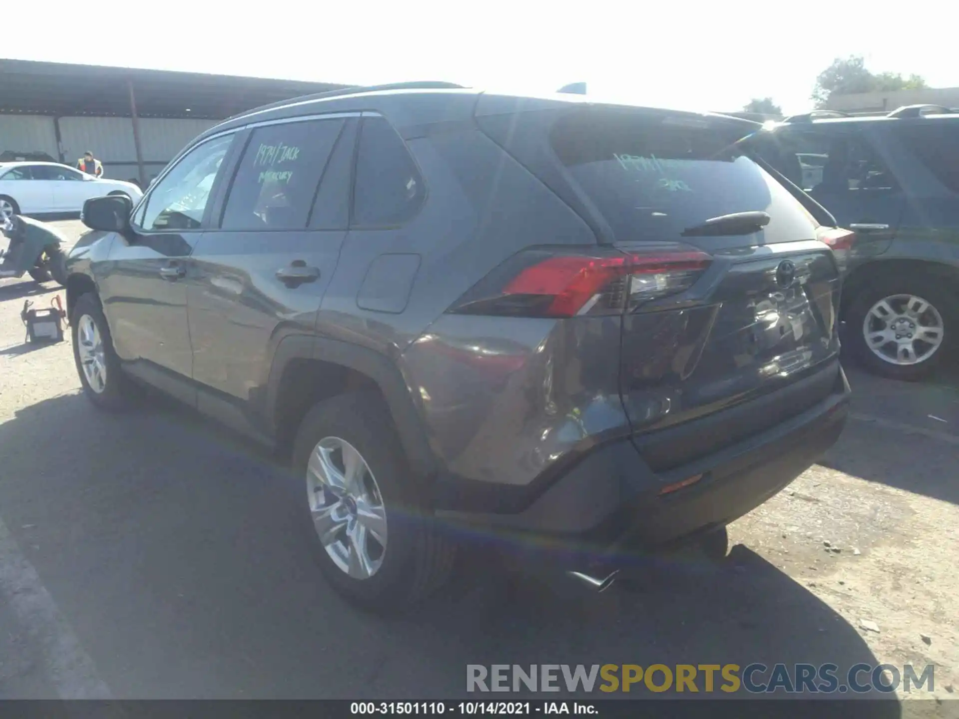 3 Photograph of a damaged car 2T3P1RFVXMC230473 TOYOTA RAV4 2021