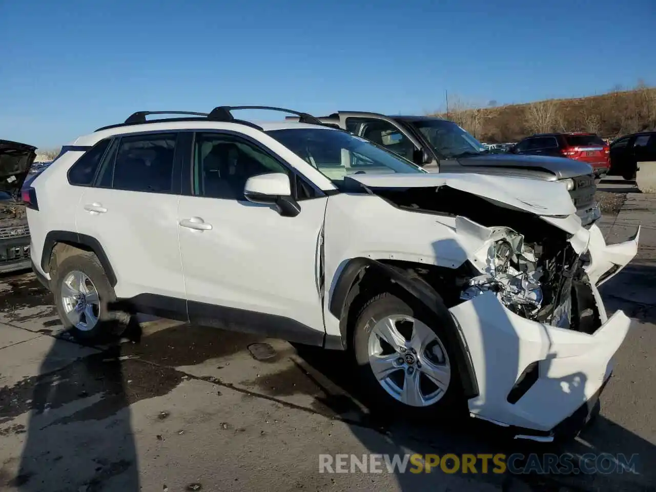 4 Photograph of a damaged car 2T3P1RFVXMC254837 TOYOTA RAV4 2021