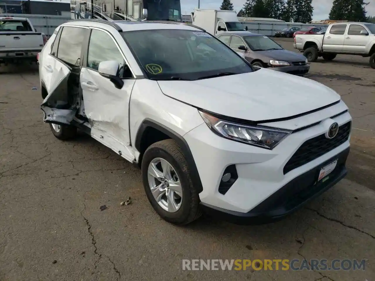 1 Photograph of a damaged car 2T3P1RFVXMW154140 TOYOTA RAV4 2021