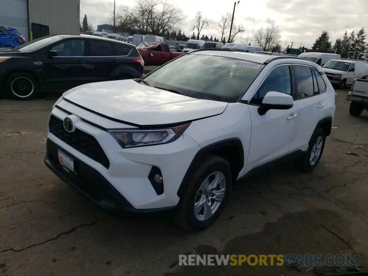 2 Photograph of a damaged car 2T3P1RFVXMW154140 TOYOTA RAV4 2021