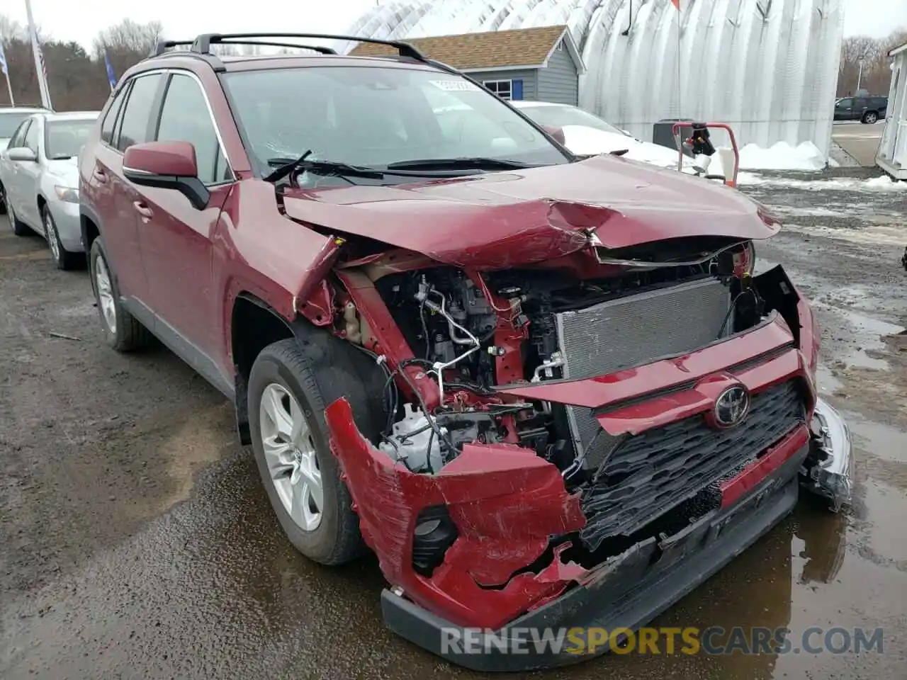 1 Photograph of a damaged car 2T3P1RFVXMW156227 TOYOTA RAV4 2021