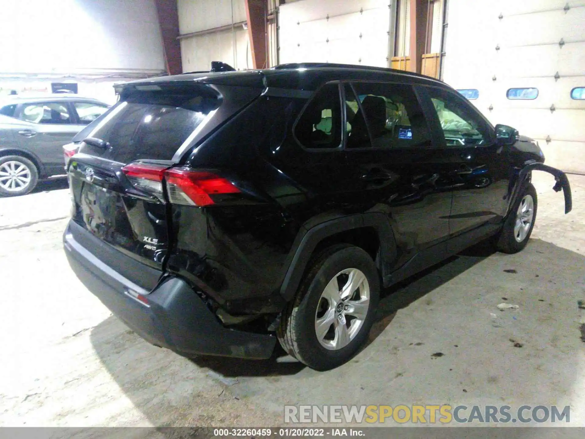 4 Photograph of a damaged car 2T3P1RFVXMW156308 TOYOTA RAV4 2021