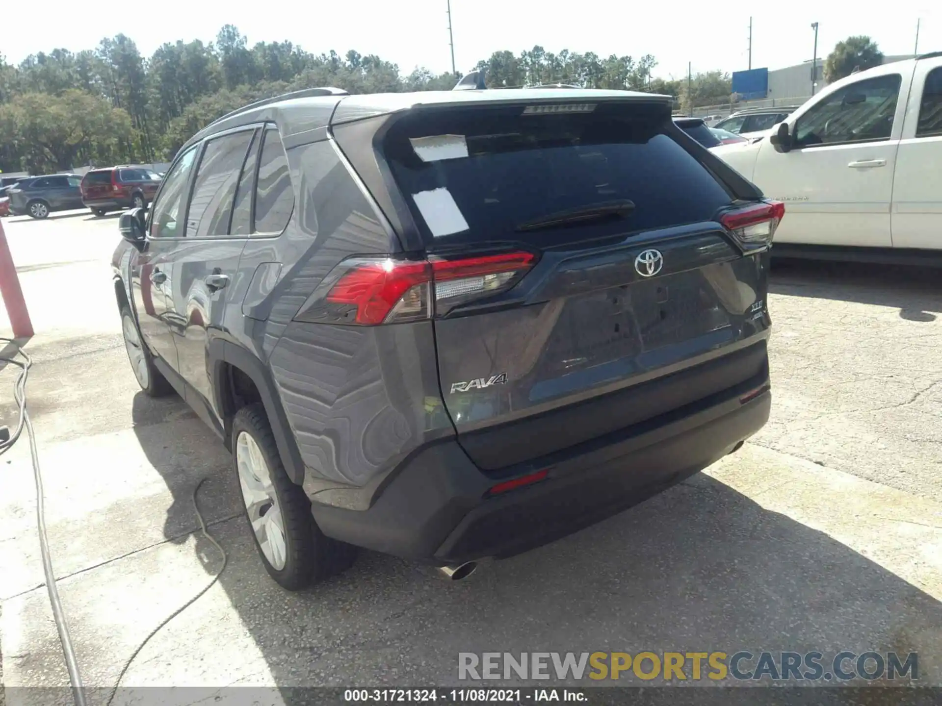 3 Photograph of a damaged car 2T3P1RFVXMW157054 TOYOTA RAV4 2021