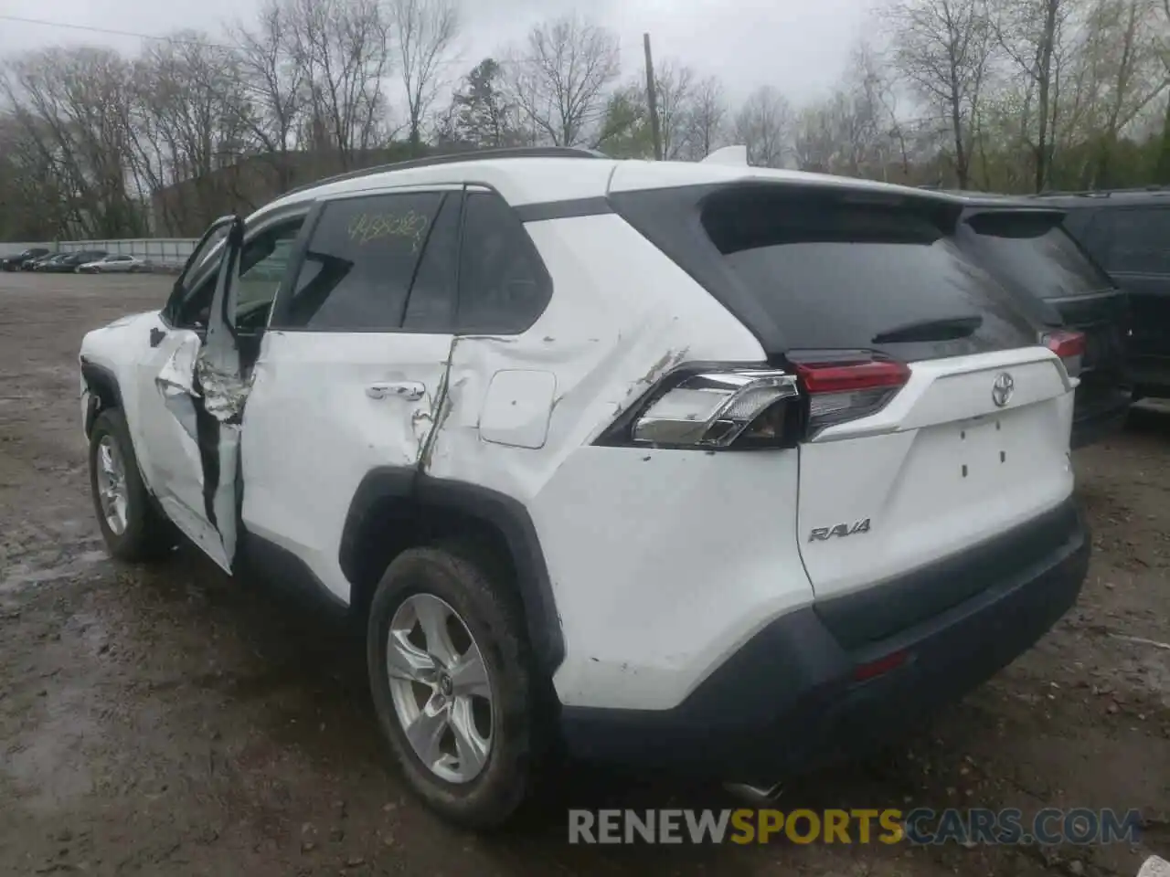 3 Photograph of a damaged car 2T3P1RFVXMW157216 TOYOTA RAV4 2021