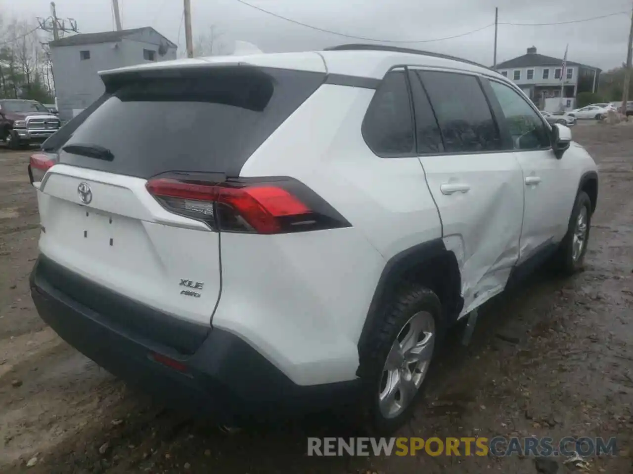 4 Photograph of a damaged car 2T3P1RFVXMW157216 TOYOTA RAV4 2021