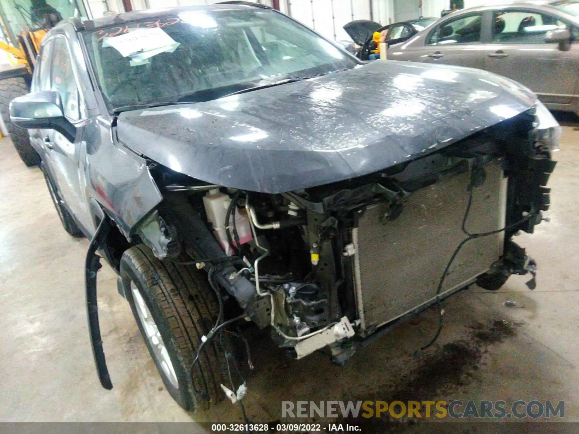 6 Photograph of a damaged car 2T3P1RFVXMW181290 TOYOTA RAV4 2021