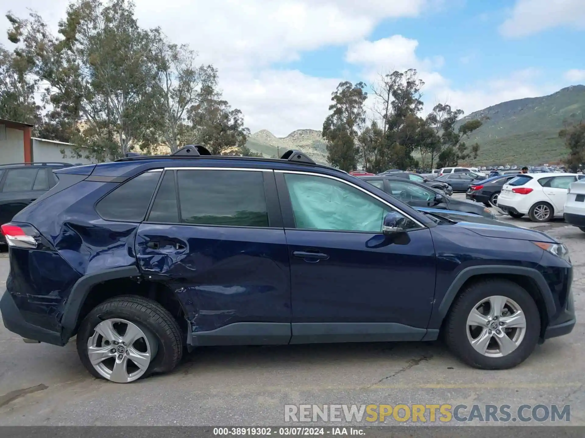 13 Photograph of a damaged car 2T3P1RFVXMW183959 TOYOTA RAV4 2021