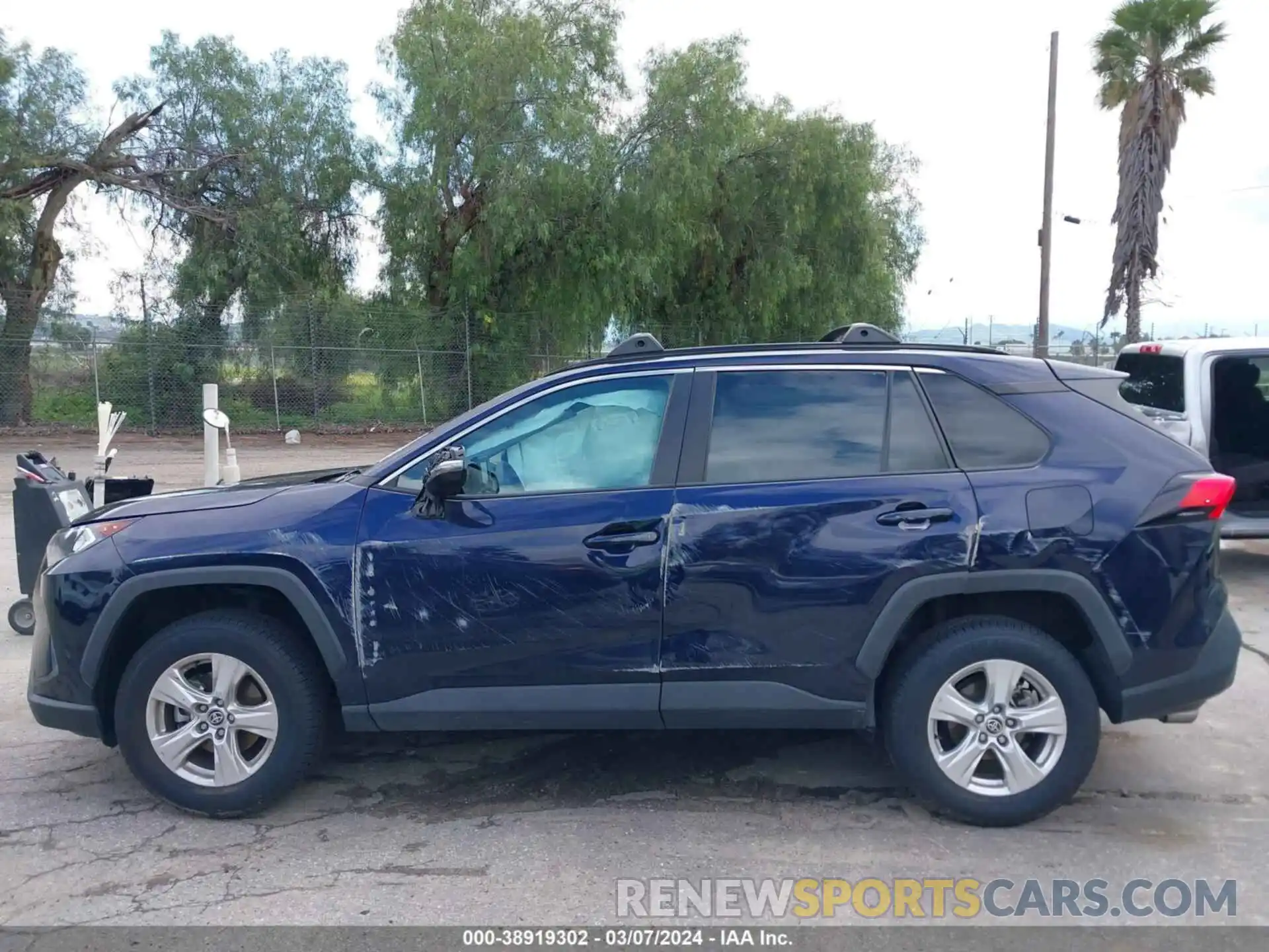 14 Photograph of a damaged car 2T3P1RFVXMW183959 TOYOTA RAV4 2021