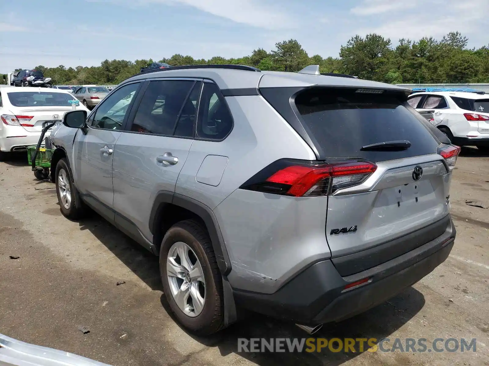 3 Photograph of a damaged car 2T3P1RFVXMW192113 TOYOTA RAV4 2021