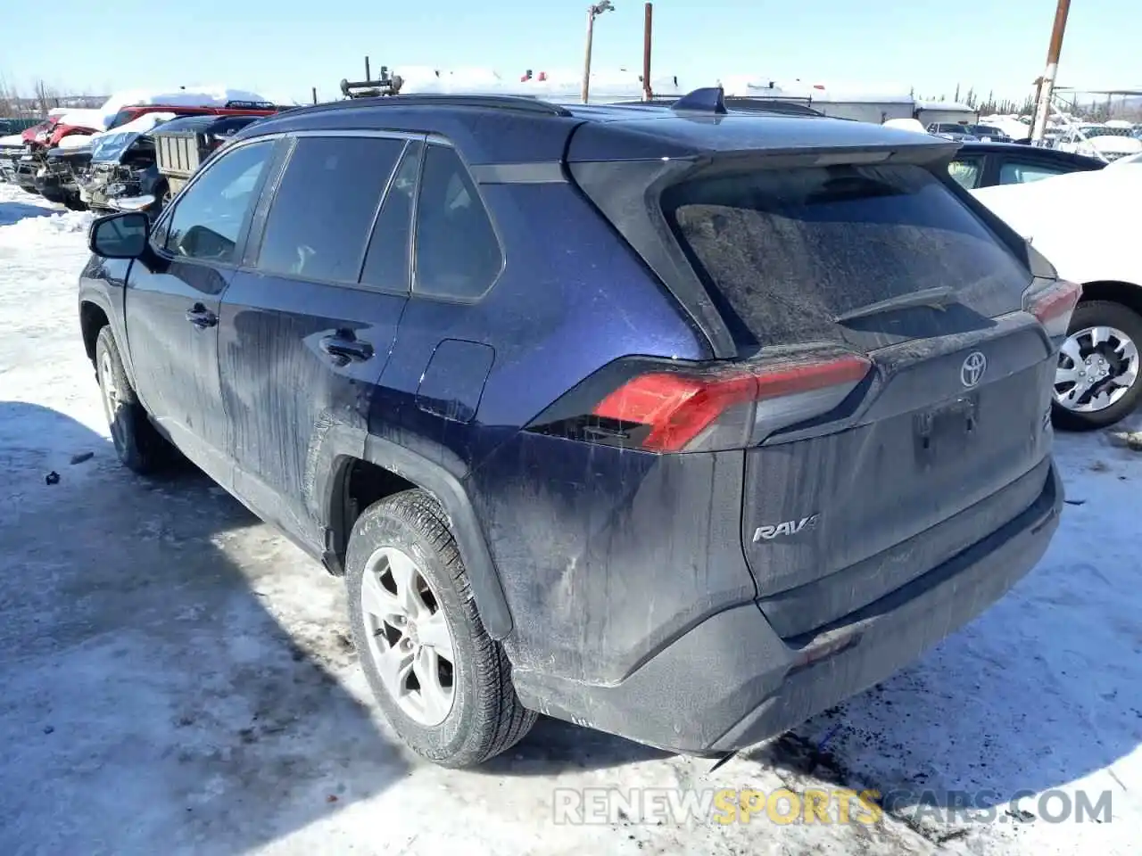 3 Photograph of a damaged car 2T3P1RFVXMW197747 TOYOTA RAV4 2021