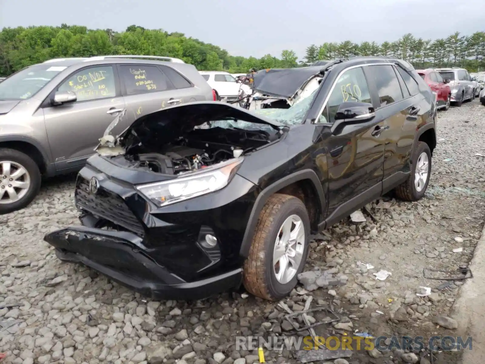 2 Photograph of a damaged car 2T3P1RFVXMW203871 TOYOTA RAV4 2021