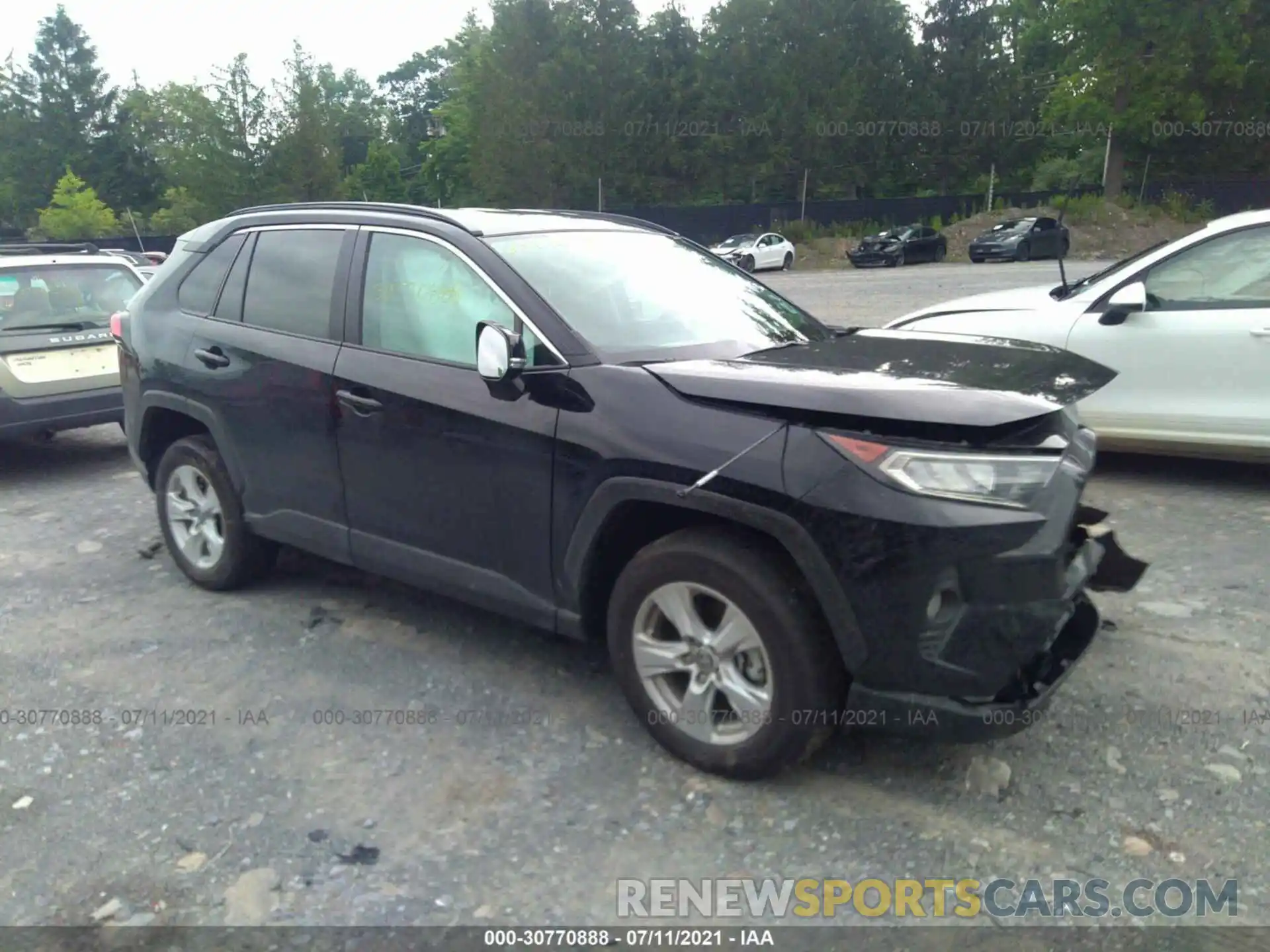 1 Photograph of a damaged car 2T3P1RFVXMW212425 TOYOTA RAV4 2021