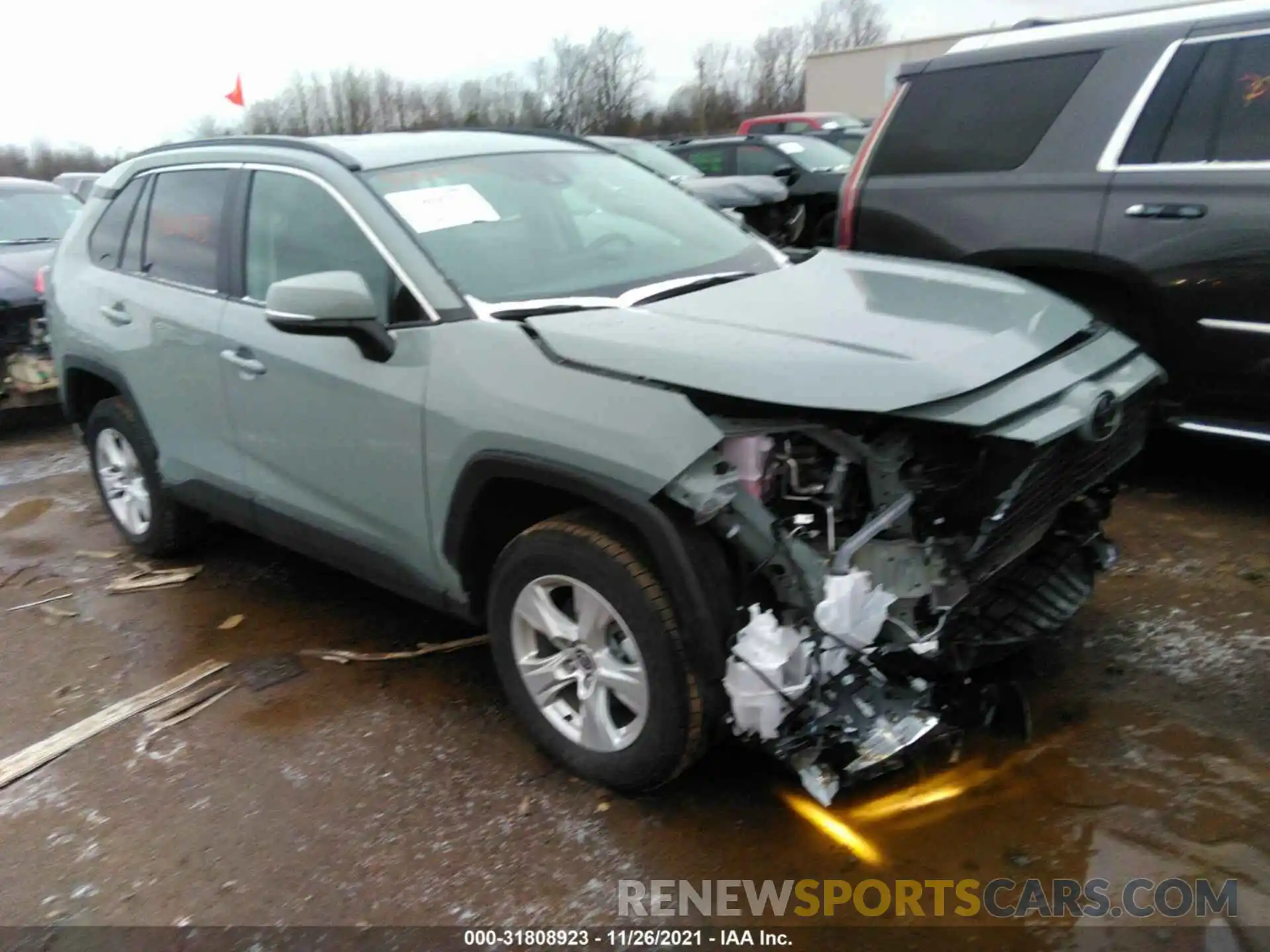 1 Photograph of a damaged car 2T3P1RFVXMW215261 TOYOTA RAV4 2021