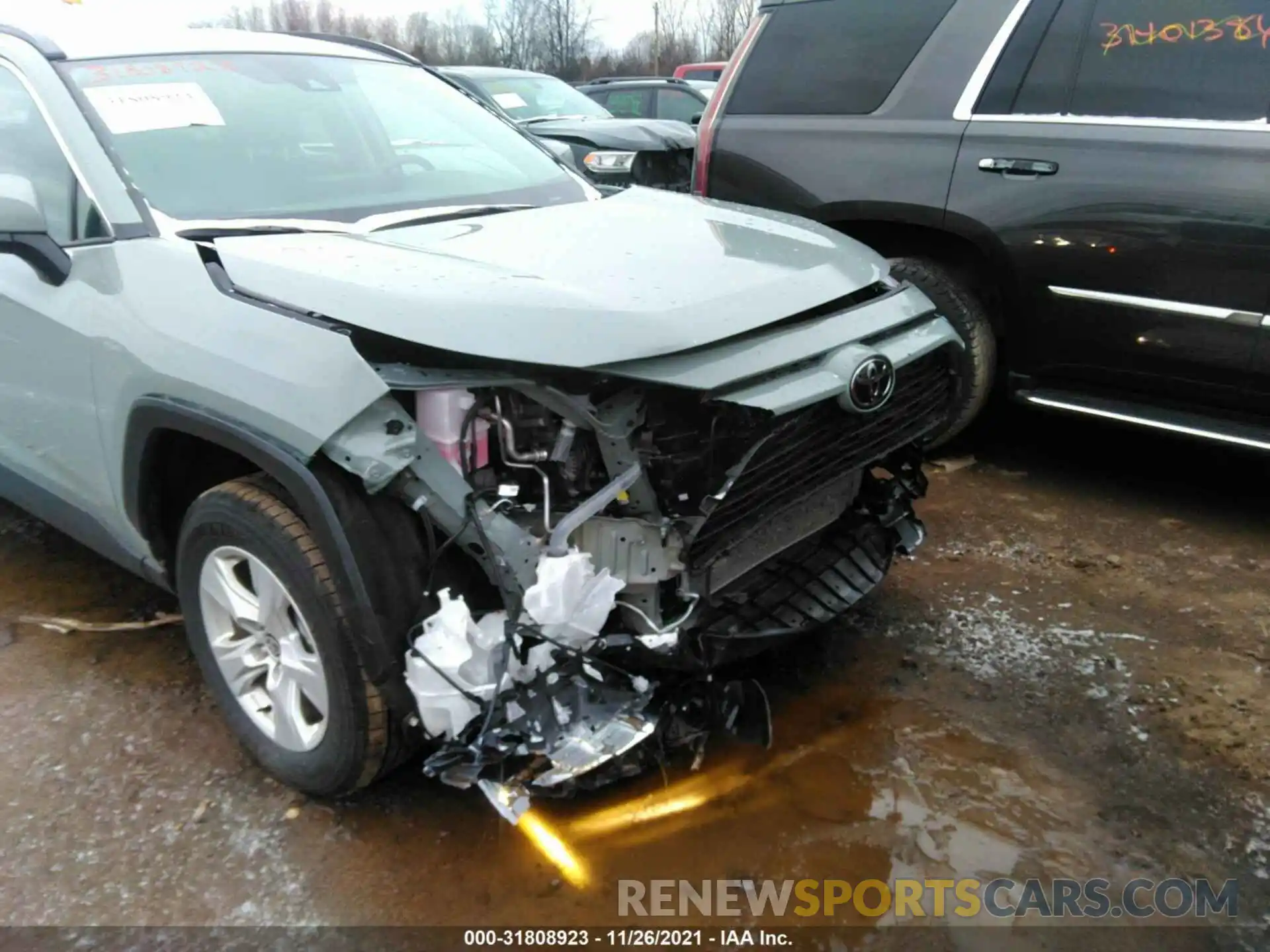 6 Photograph of a damaged car 2T3P1RFVXMW215261 TOYOTA RAV4 2021