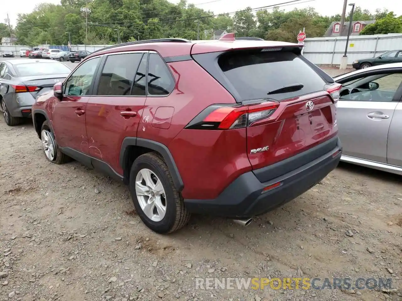 3 Photograph of a damaged car 2T3P1RFVXMW248227 TOYOTA RAV4 2021